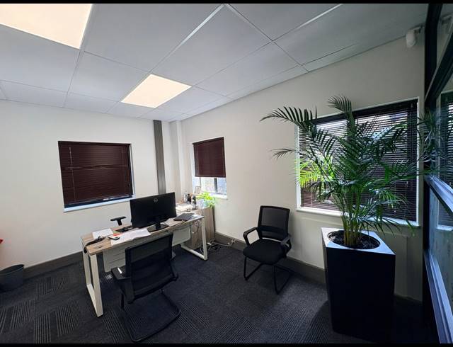 270M² OFFICE TO LET IN VORNA VALLEY